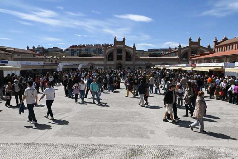 Visitantes en la FCMadrid26. Matadero Madrid. Visitantes en la FCMadrid26